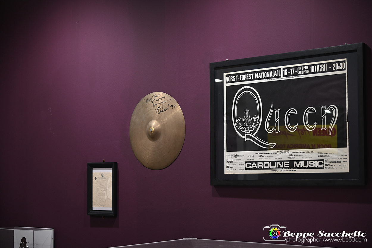 VBS_1671 - Mostra Peter Hince - Queen Experience.jpg